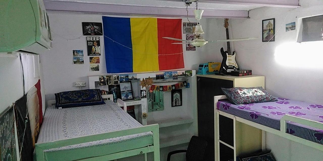 Zigzag Homestay Agra  Exteriör bild