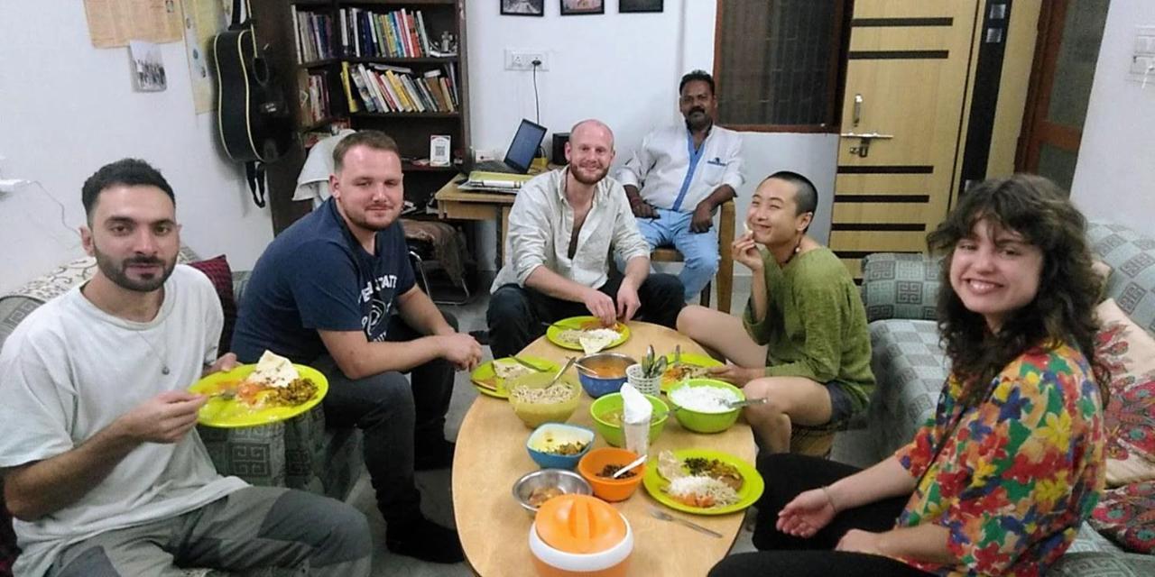 Zigzag Homestay Agra  Exteriör bild