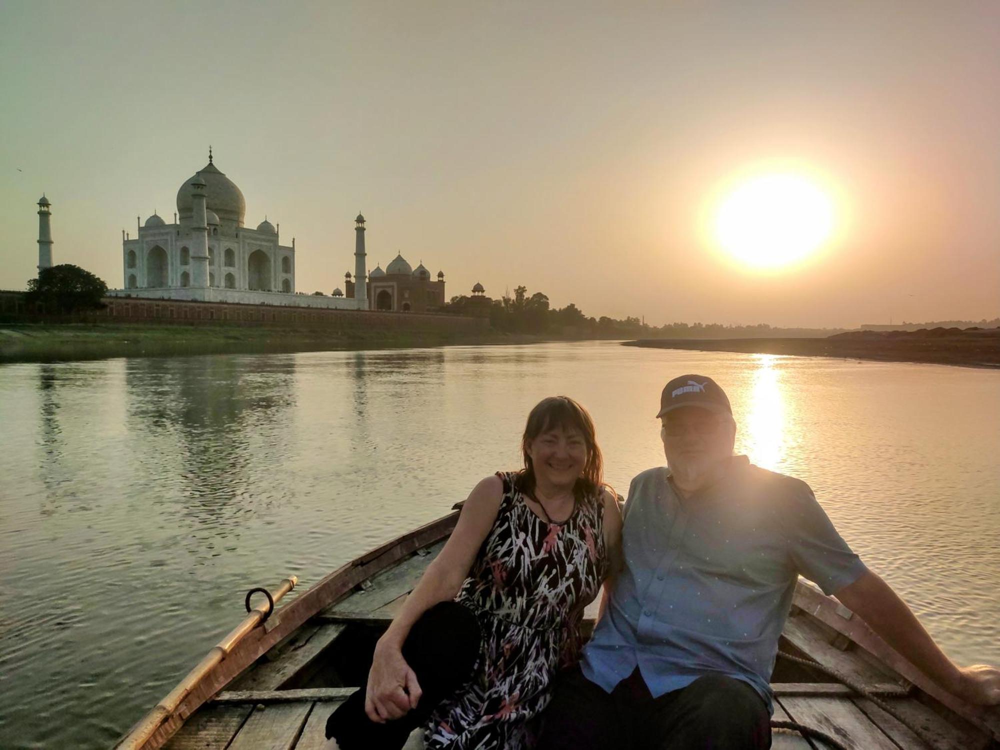 Zigzag Homestay Agra  Exteriör bild